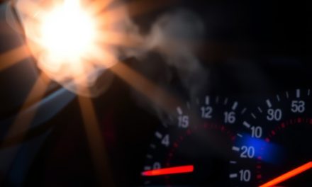 Objawy awarii samochodu podczas jazdy – co sprawdzić od razu po ich zauważeniu